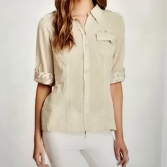 Da-Nang lightweight Button Up Shirt  S - Picture 1 of 10